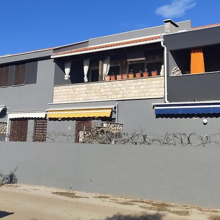 Apartment Vir - Pedinka 294E Luaran gambar